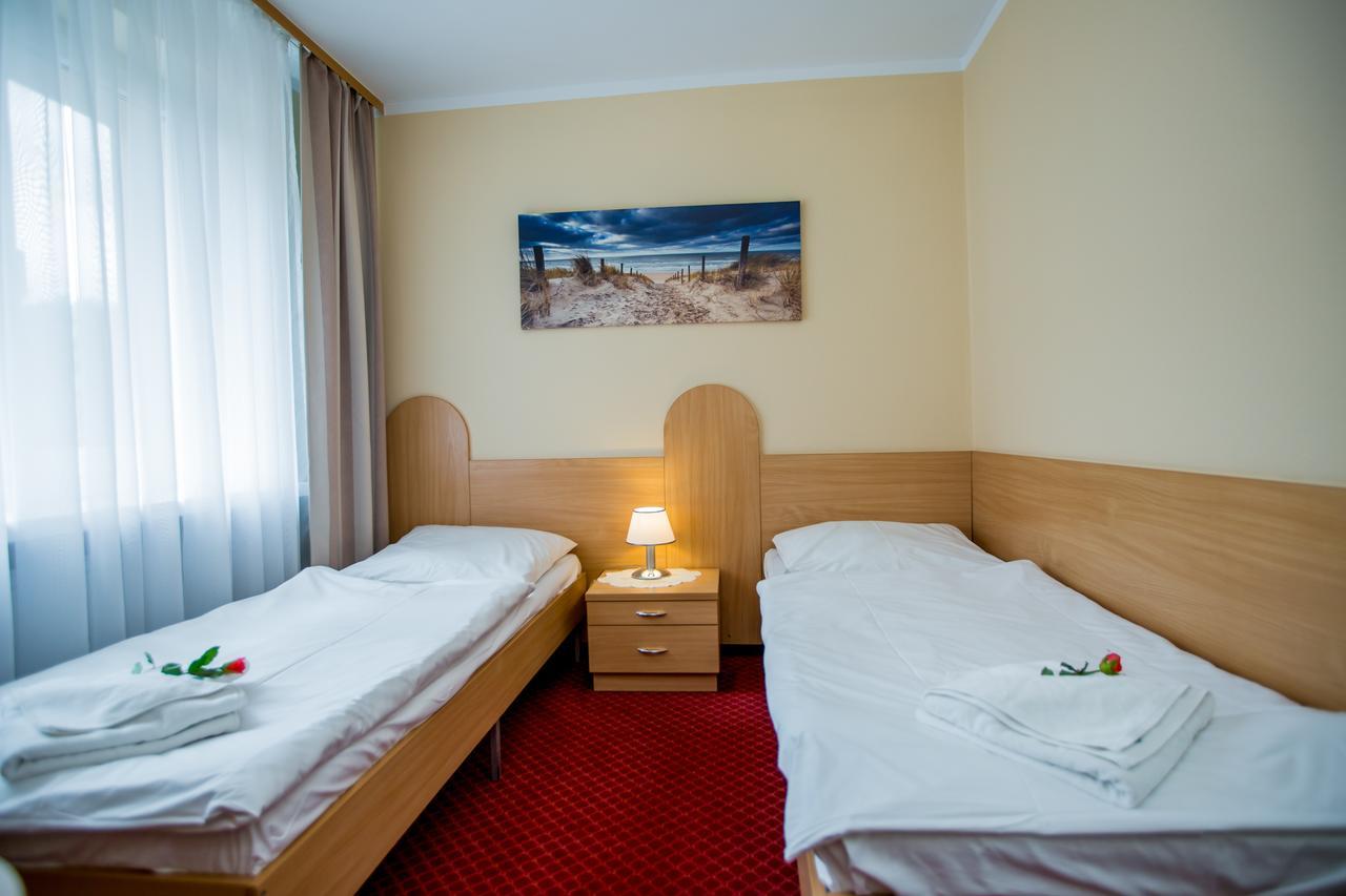 Osrodek Wypoczynkowy "Sobotka" Hotel Swinoujscie Exterior photo
